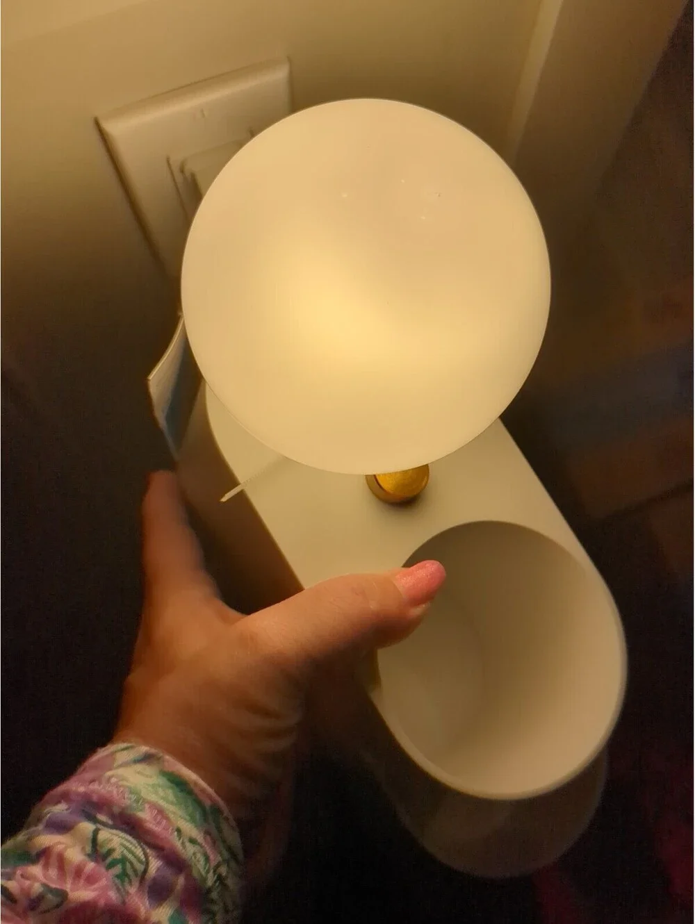 Room Essentials Globe Light Touch White Organizer Novelty Table Lamp NEW